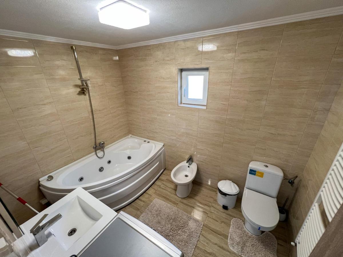 Vila Casuta De Vacanta Călimăneşti Exteriér fotografie